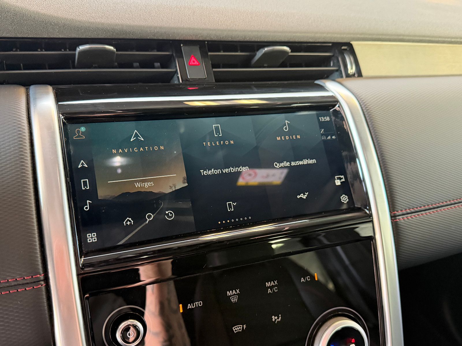 Fahrzeugabbildung Land Rover Discovery Sport R-Dynamic /MERIDIAN/CARPLAY/KAM