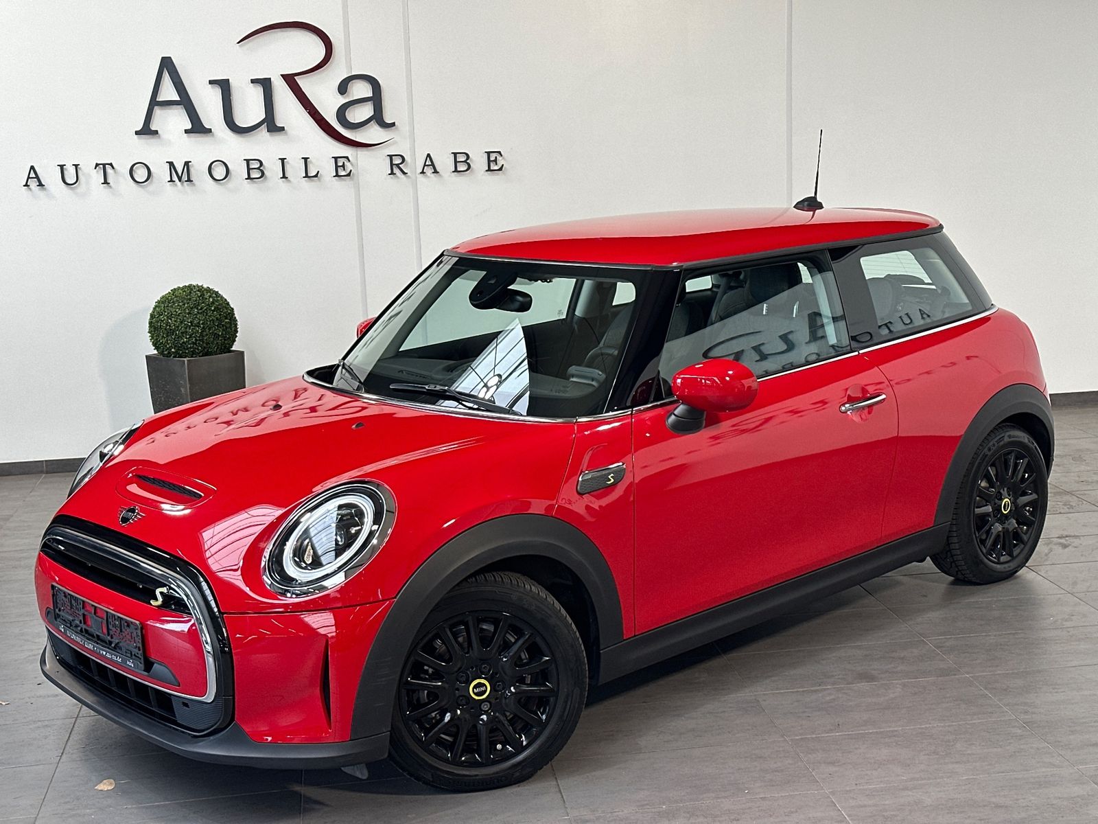 MINI Cooper SE Classic Trim NAV+LED+SHZ+KEYLESS imagem 2