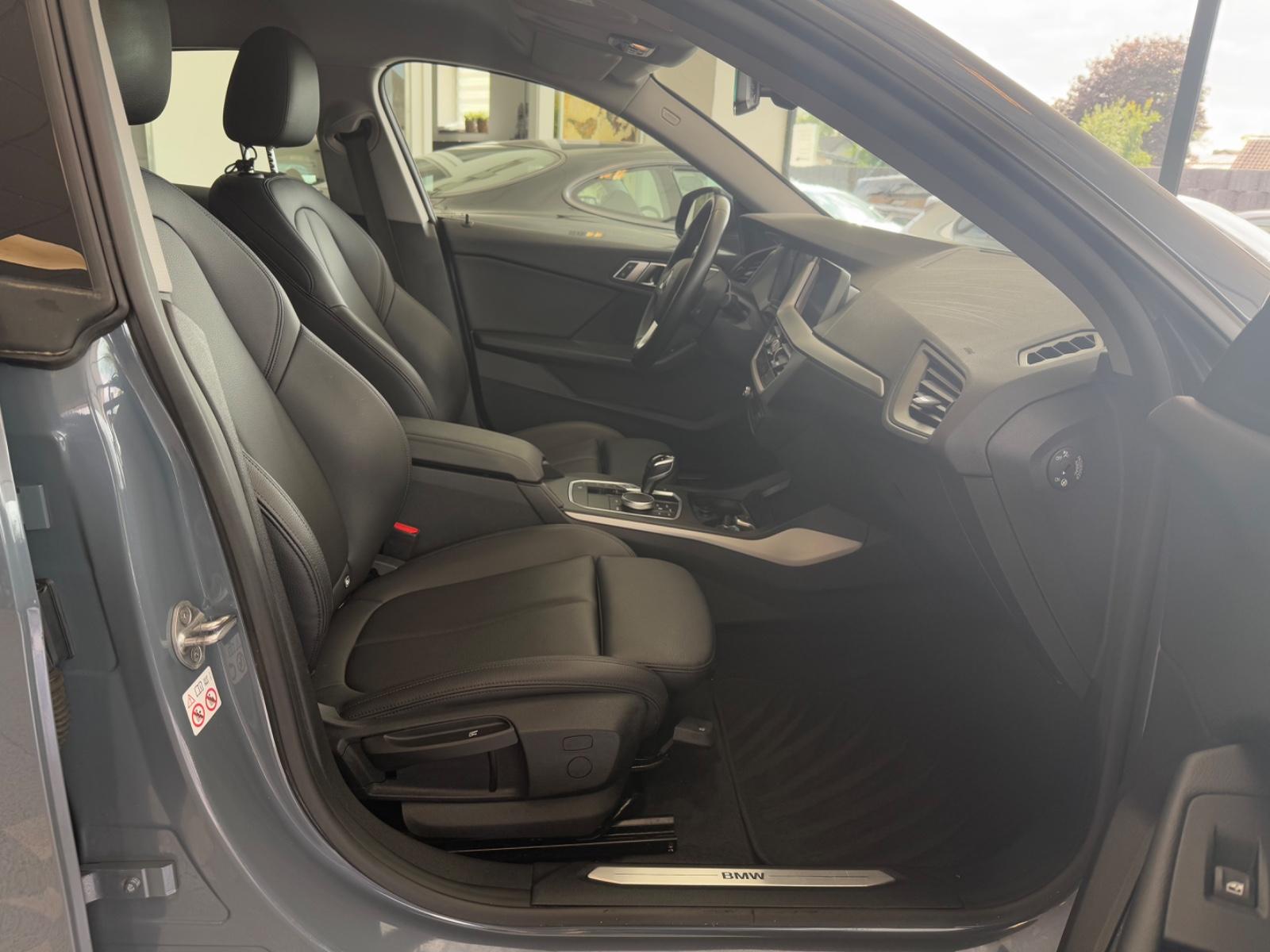 BMW 216 d Gran Coupé Automatik LED Leder AHK Kamera
