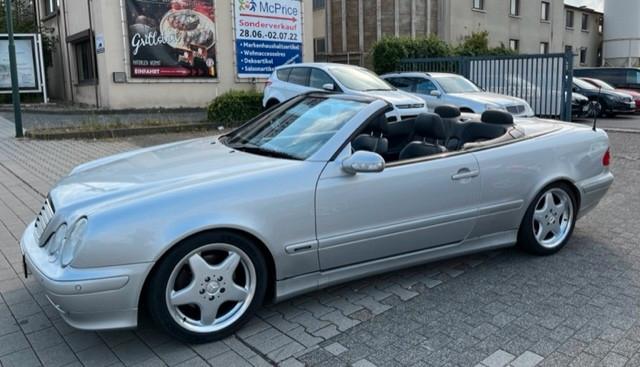 Mercedes-Benz CLK 320