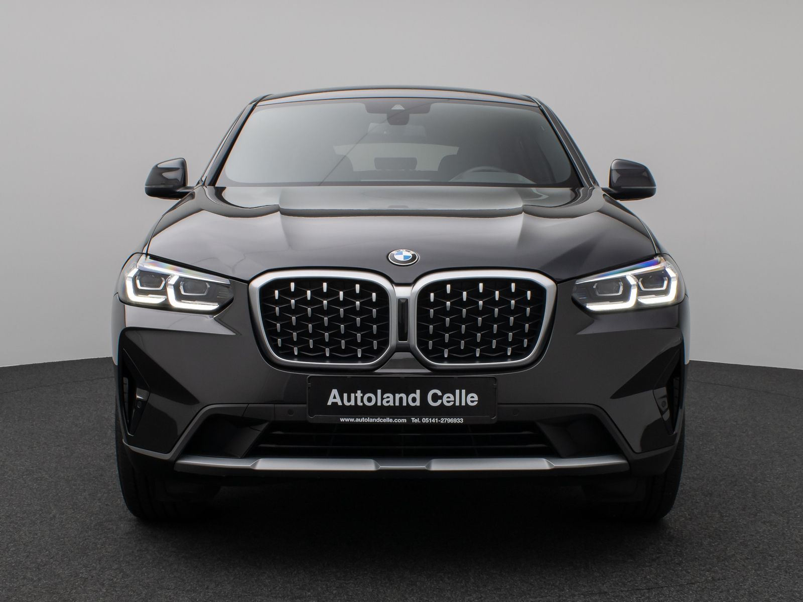 Fahrzeugabbildung BMW X4 xD20d Kamera DAB Lenkrhzg AHK Sport 20Zoll
