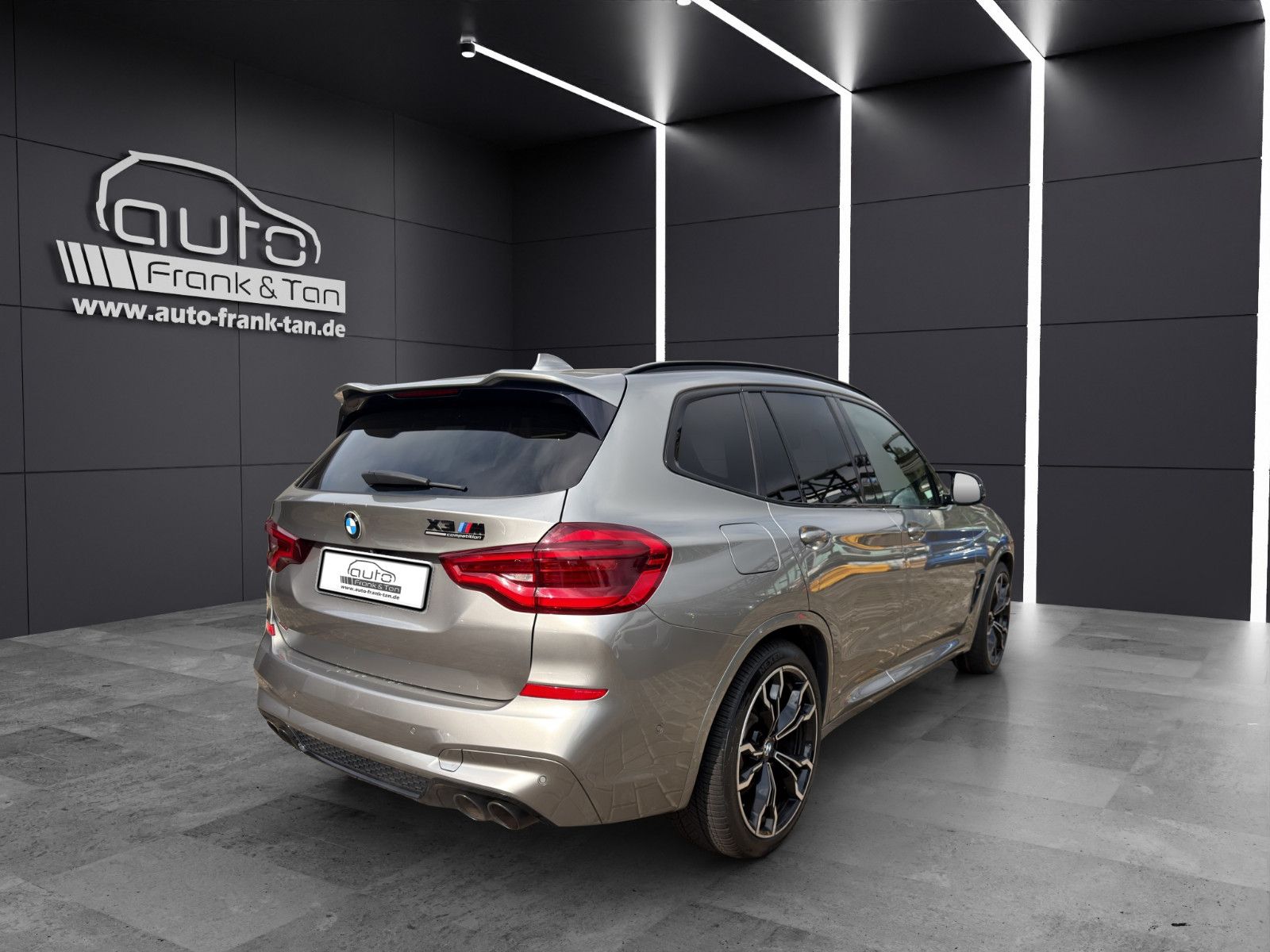 Fahrzeugabbildung BMW X3 M Competition*H&K*Pano*Ambiente*Carbon