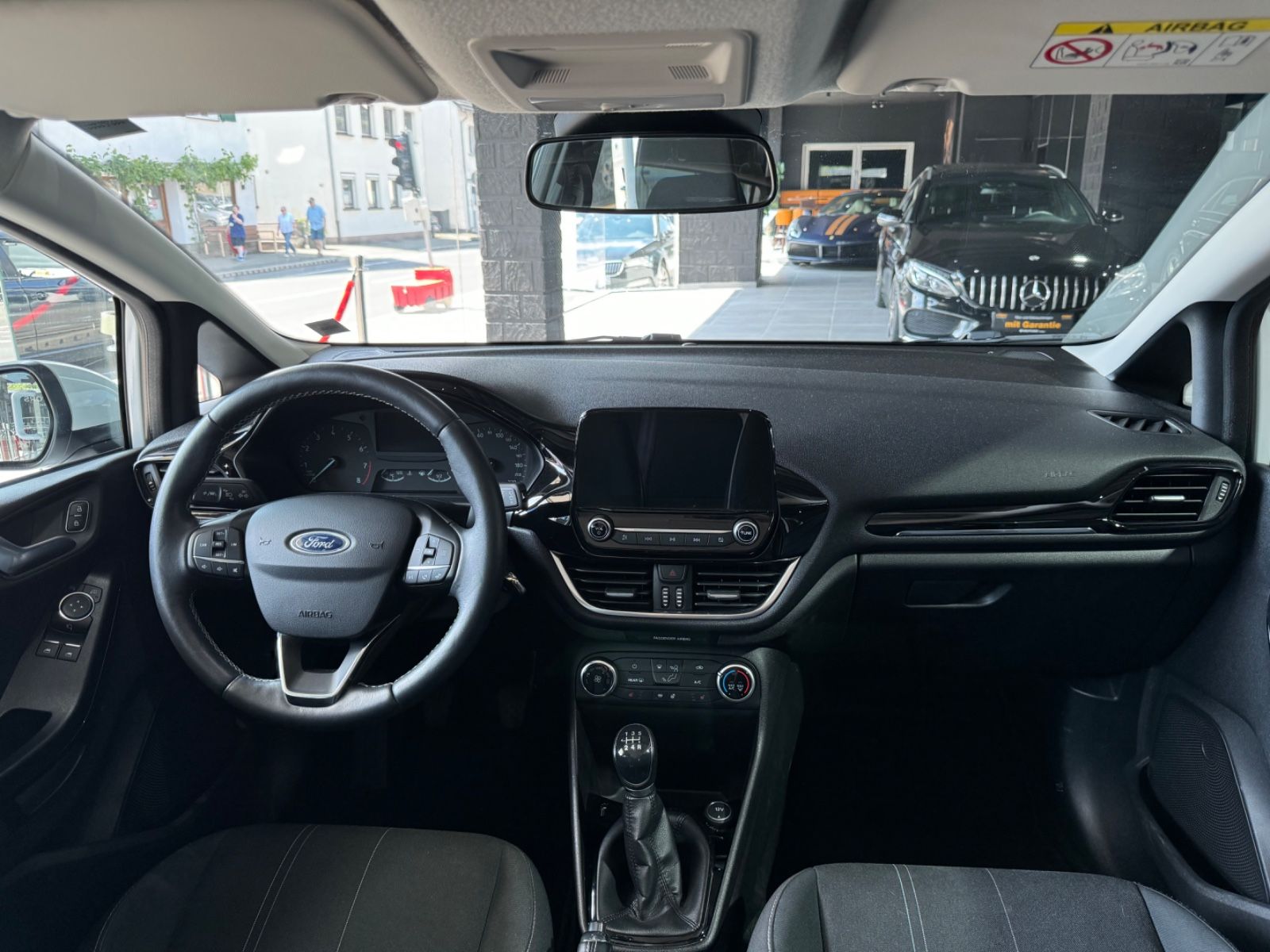 Fahrzeugabbildung Ford Fiesta Cool & Connect/APPLE/8-FACH/SZHZ/