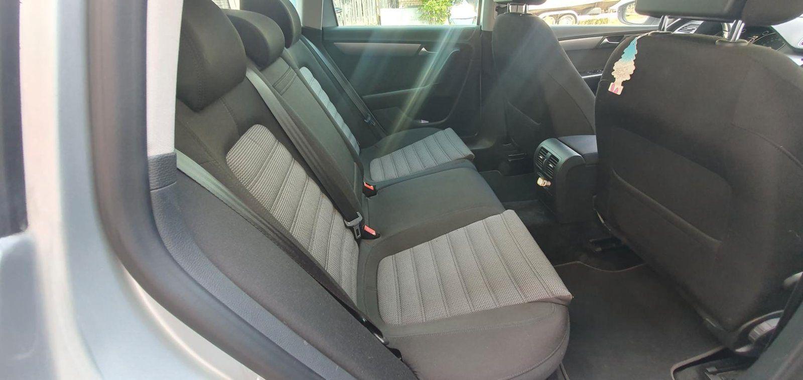 Volkswagen Passat 2012 — photo 10
