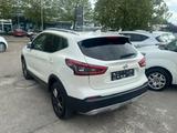 Nissan Qashqai 1.3 DIG-T ACENTA - Nissan Qashqai Gebrauchtwagen in Stuttgart