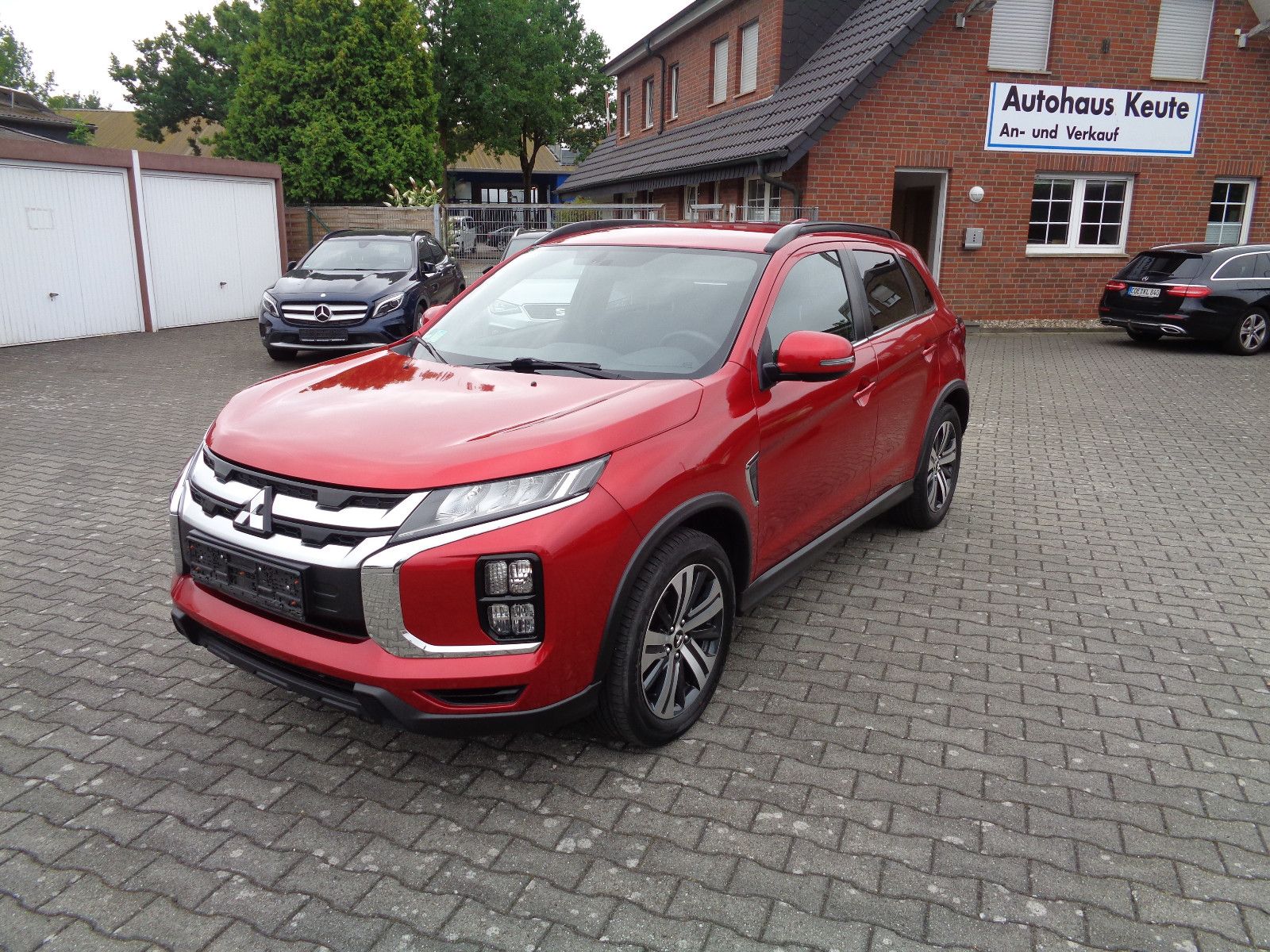 MITSUBISHI ASX