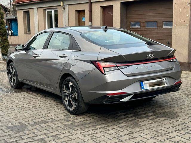 Hyundai Elantra VII 1.6 Automatic VirtualCockpit EU-Car