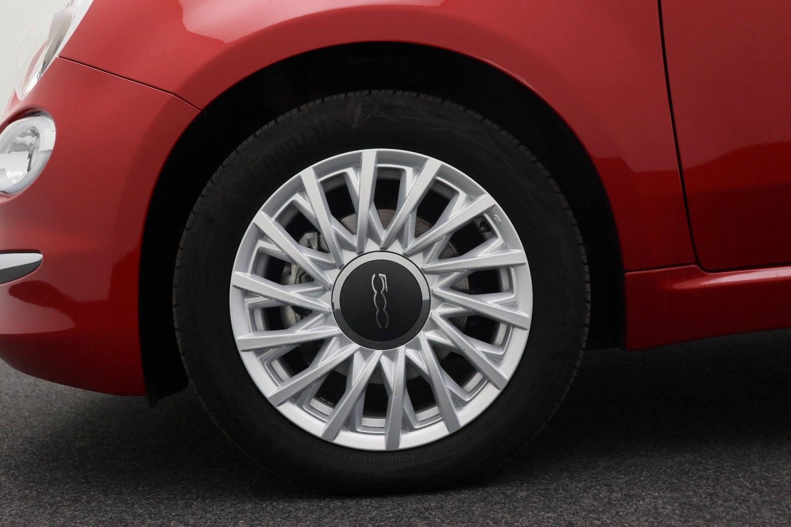 Fahrzeugabbildung Fiat 500 1.0 DolceVita