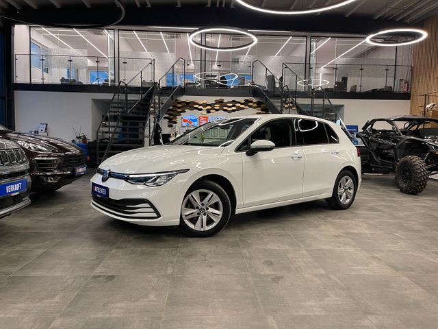 MYAUTOCENTER – Gebraucht- und Jahreswagen mit Werkstattservice in Pfaffenhofen Volkswagen Golf VIII Lim. Life *LED*NAVI*PDC*AMBIENTE*CAR2X