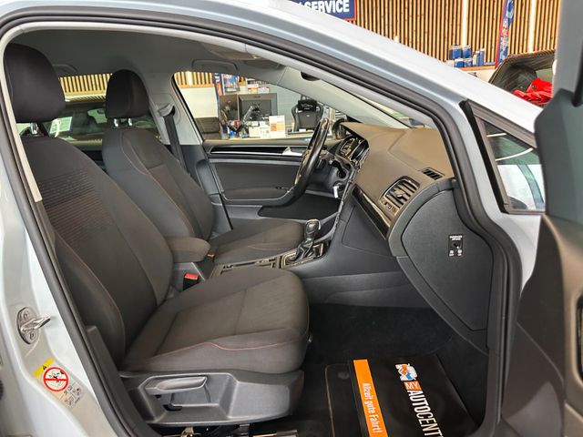 Volkswagen Golf VII Lim. *ACC*NAV*KLIMA*PDC*KAM*SZHZ*