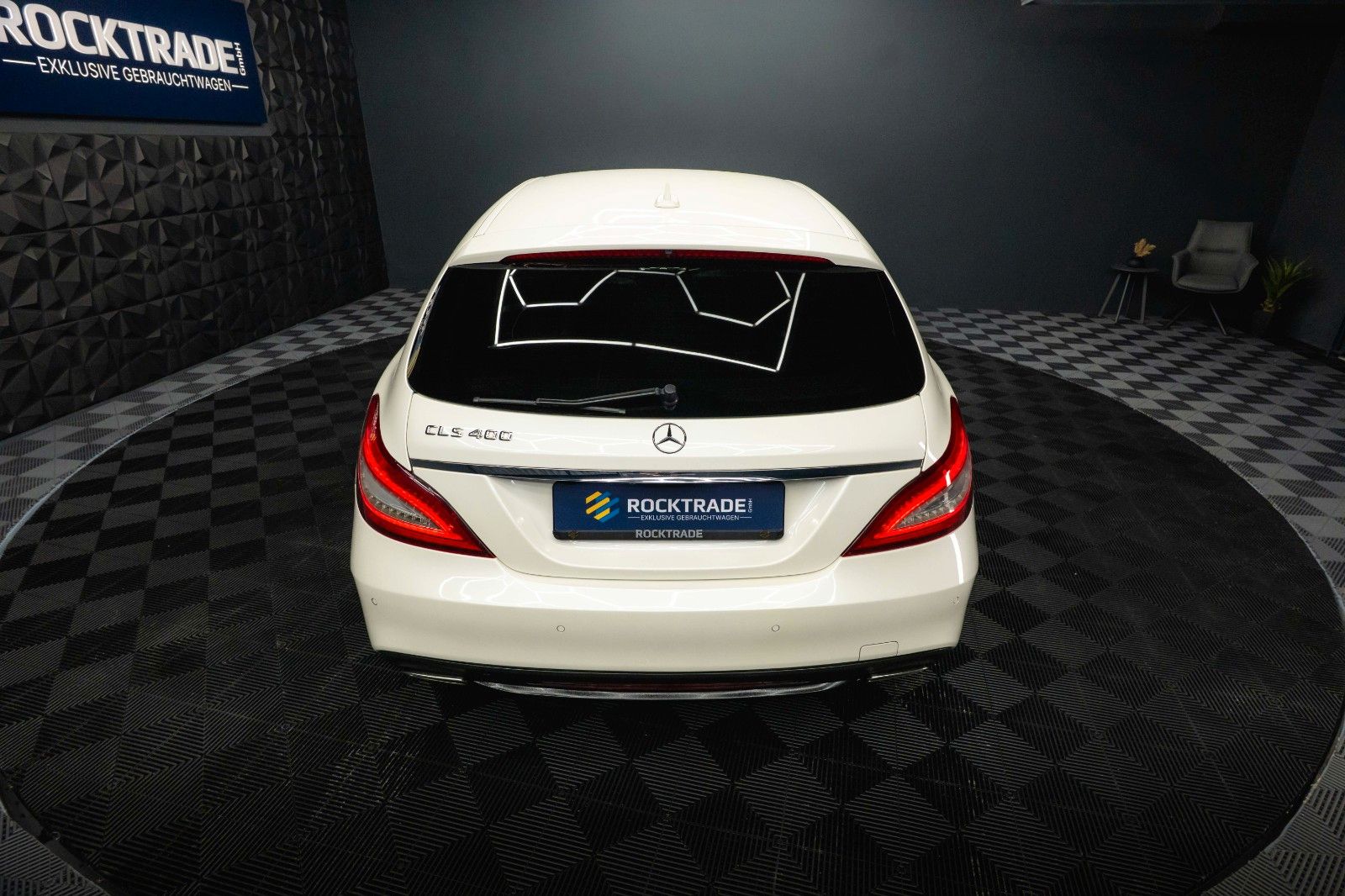 Fahrzeugabbildung Mercedes-Benz CLS 400 Shooting Brake AMG Night-Paket Designo