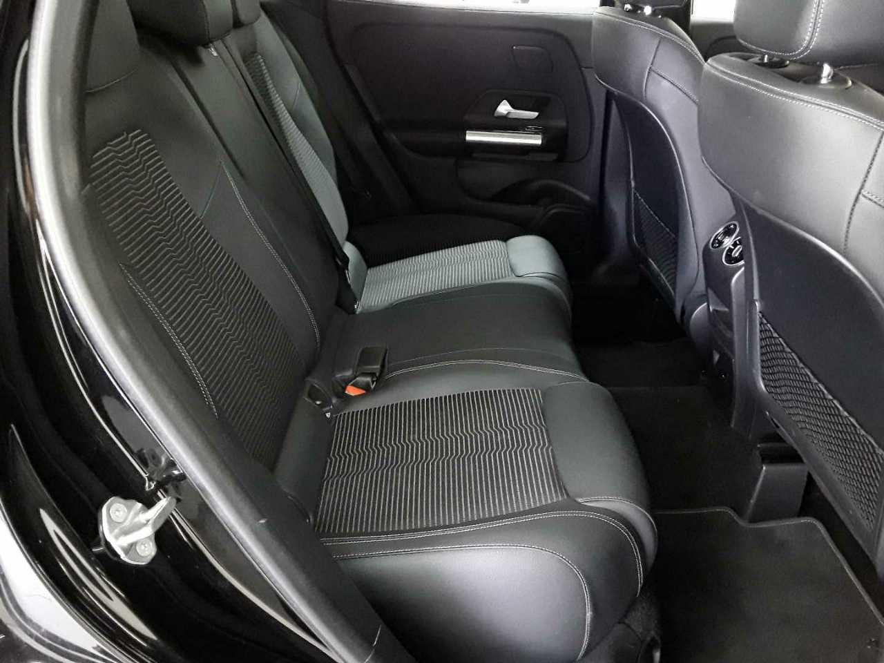 Mercedes-Benz GLA 250-Progressive BusiP PANO KAM StHz