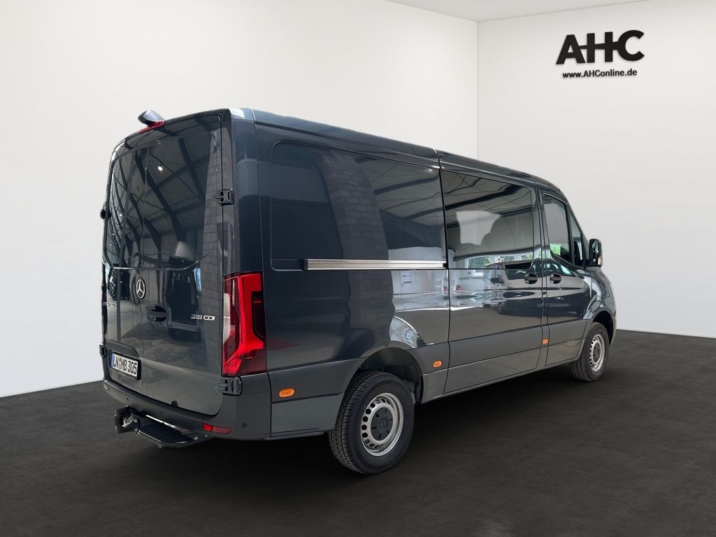 Fahrzeugabbildung Mercedes-Benz Sprinter 319 CDI Kasten PRO Standard 360 AUT LED