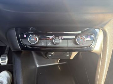 Opel Corsa 1.2 Turbo Sport KAMERALEDPANOTOTWINKEL