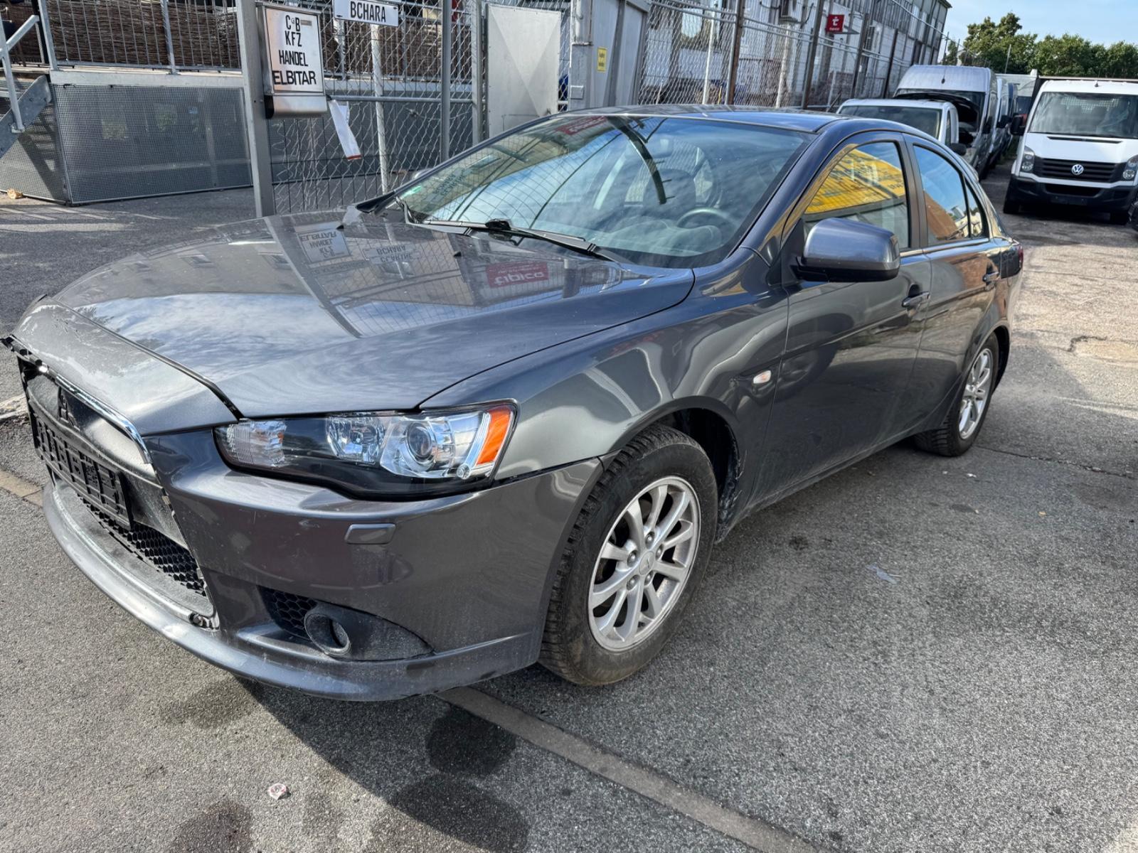 Mitsubishi Lancer 1.6 WHatsApp 004917670842236