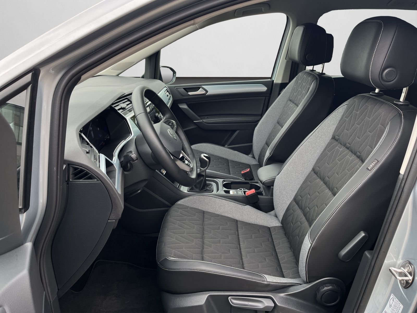 Volkswagen Touran - Bild 13