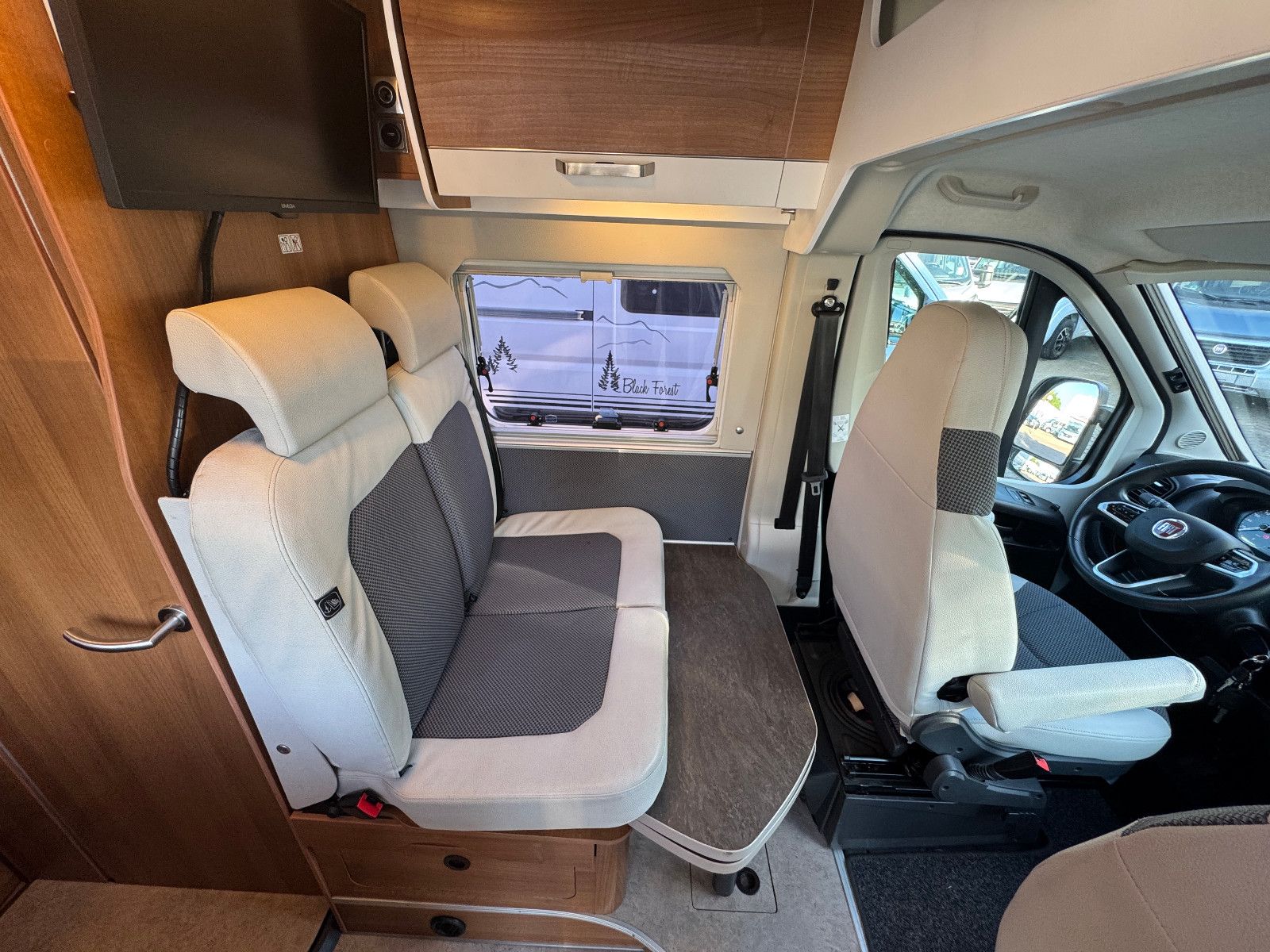 Fahrzeugabbildung VANTourer 540 FIAT DUCATO AUFSTELLDACH 5 SCHLAFPLÄTZE AHK