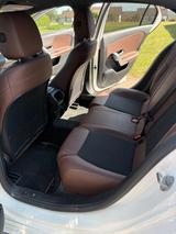 Mercedes-Benz A 220 mit MBUX-System. - Mercedes-Benz A 220 von privat