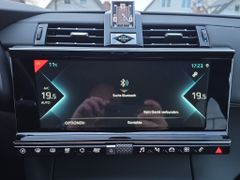 Fahrzeugabbildung DS Automobiles DS 7 1.6 E-Tense 225 Grand Chic