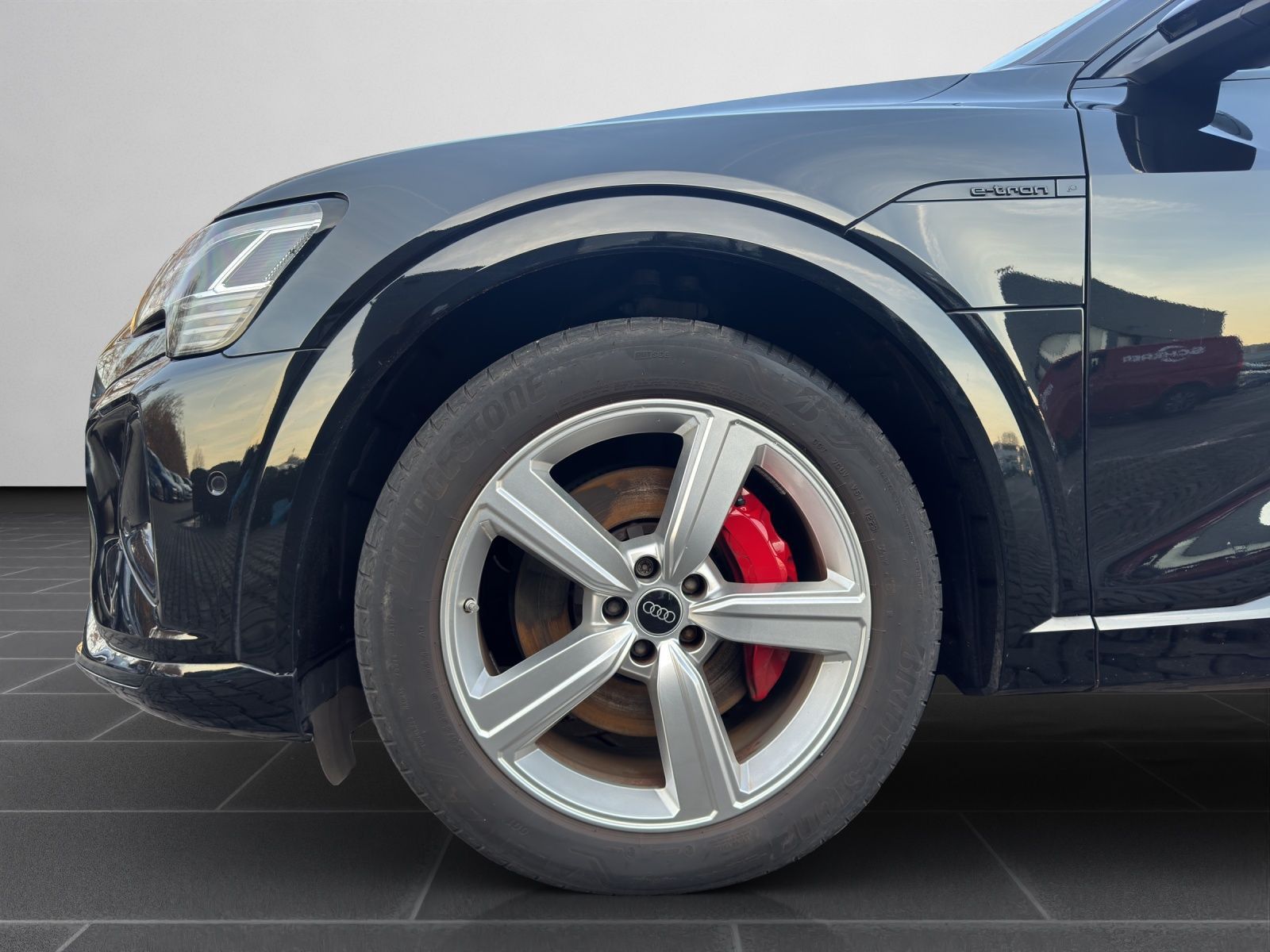 Audi Q8 e-tron - Bild 9