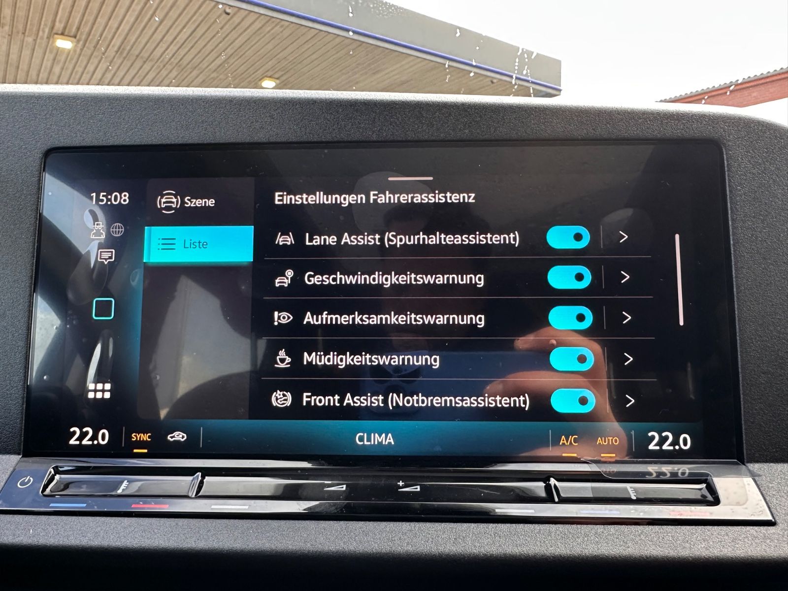 Fahrzeugabbildung Volkswagen Caddy Maxi 2.0 TDI DSG Pano/ACC/LED/APP/7-Sitzer
