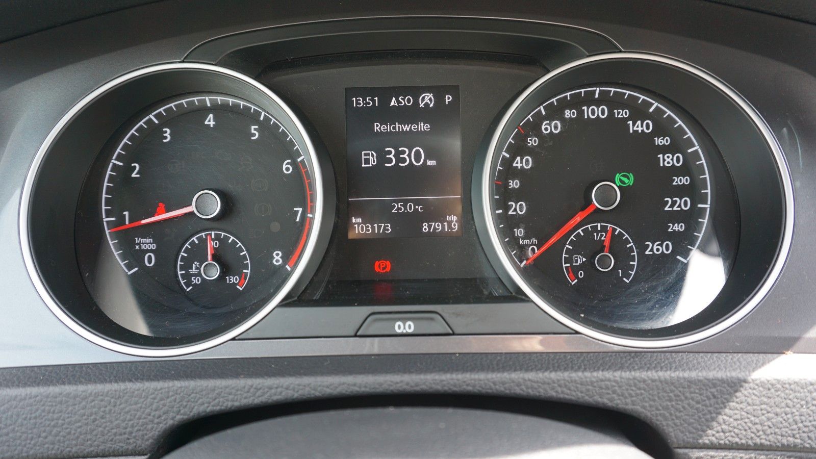Fahrzeugabbildung Volkswagen Golf VII Alltrack, Variant, BMT, 4M,T.Leder,Navi