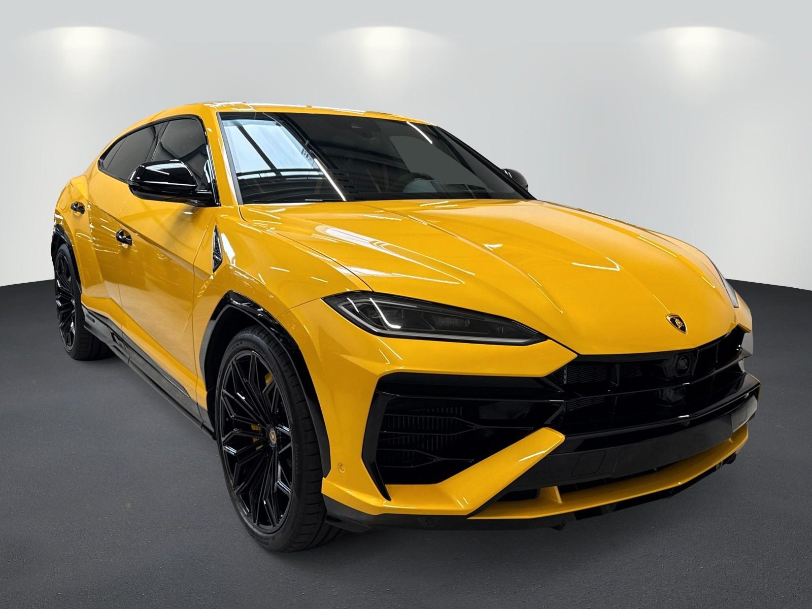 Lamborghini Urus SE V8 B&O Carbon