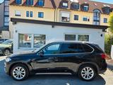 BMW X5 xDrive 35 i *Head Up*Harman Kardon*Ambienten - BMW X5 mit Benzin-Antrieb: Geländewagen