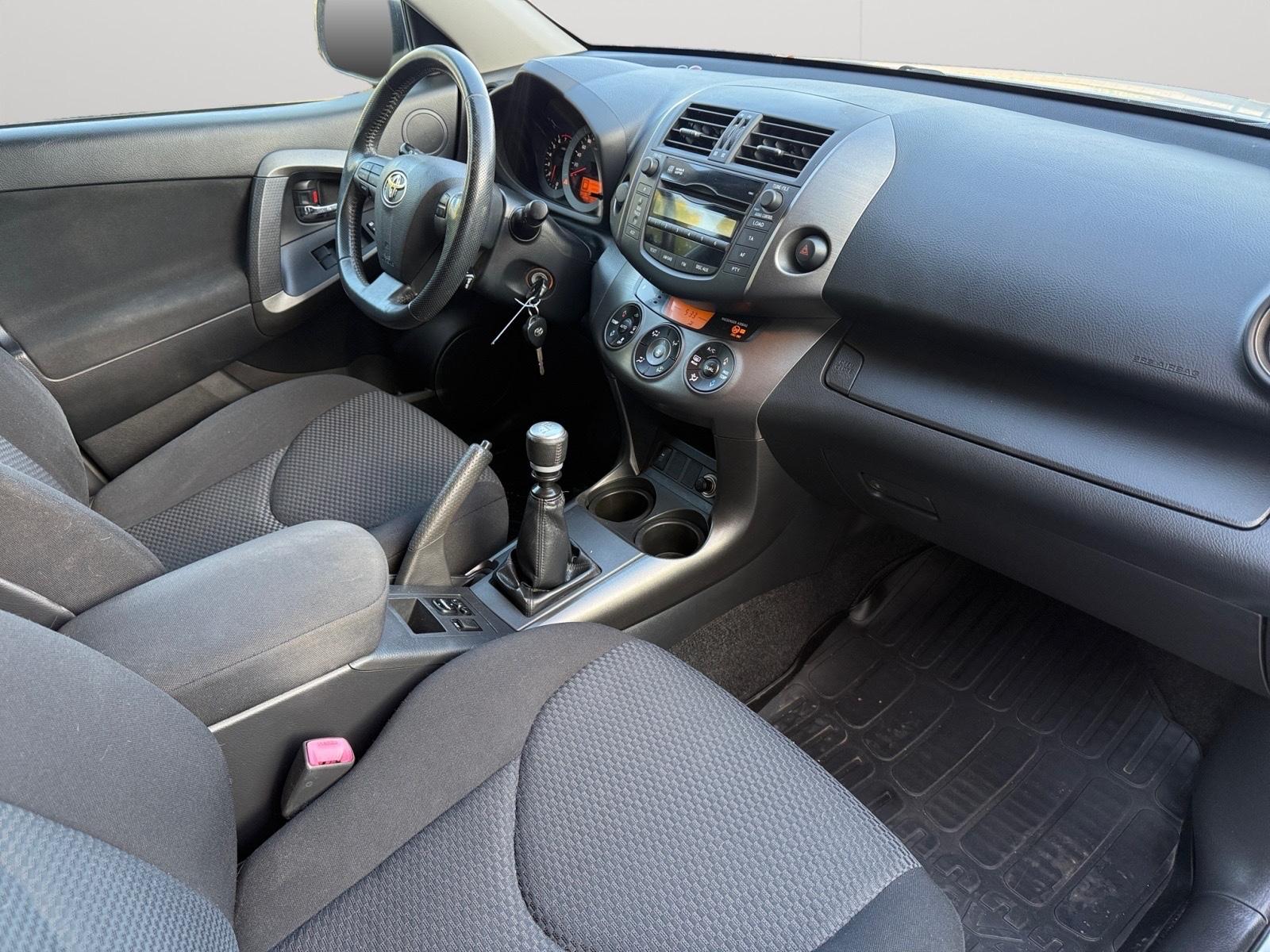 Toyota RAV 4 2.0 158 ch 4x4 Sol • Clim auto • Sièges chauffants • Régulateur