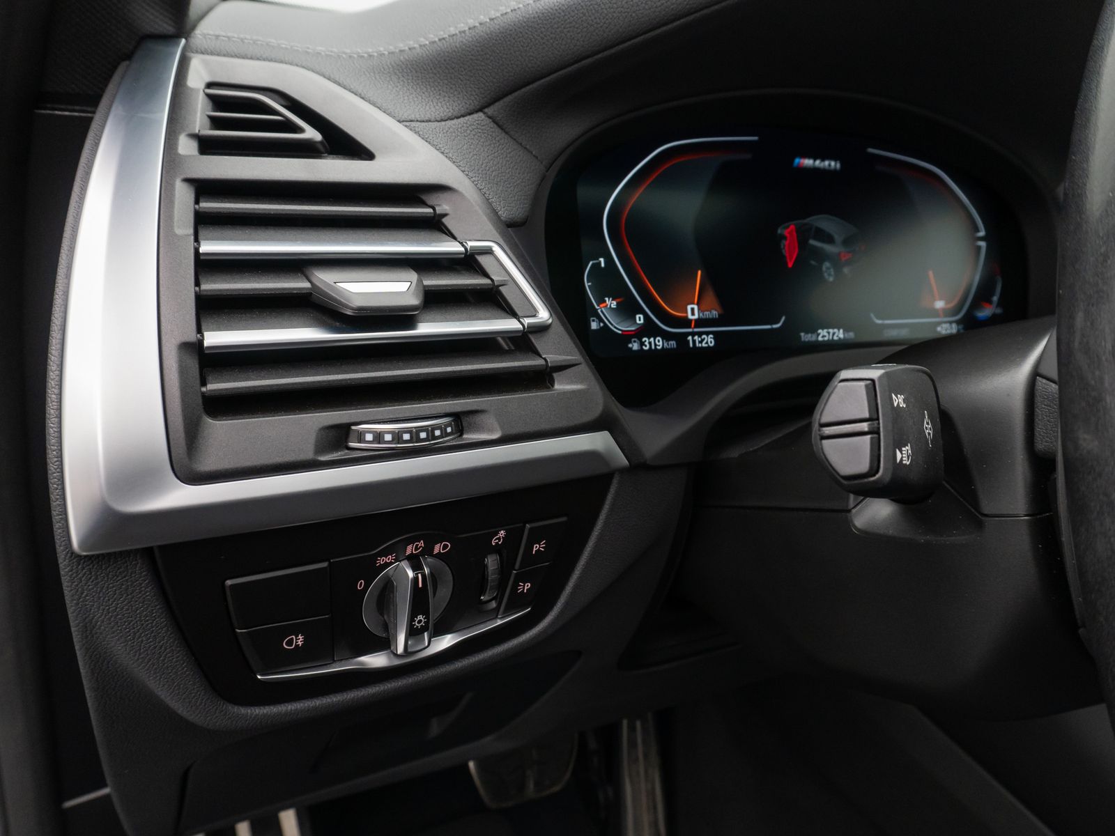 Fahrzeugabbildung BMW X3 M40i Laser HUD DAB 360° DisplKey Panorama 20"