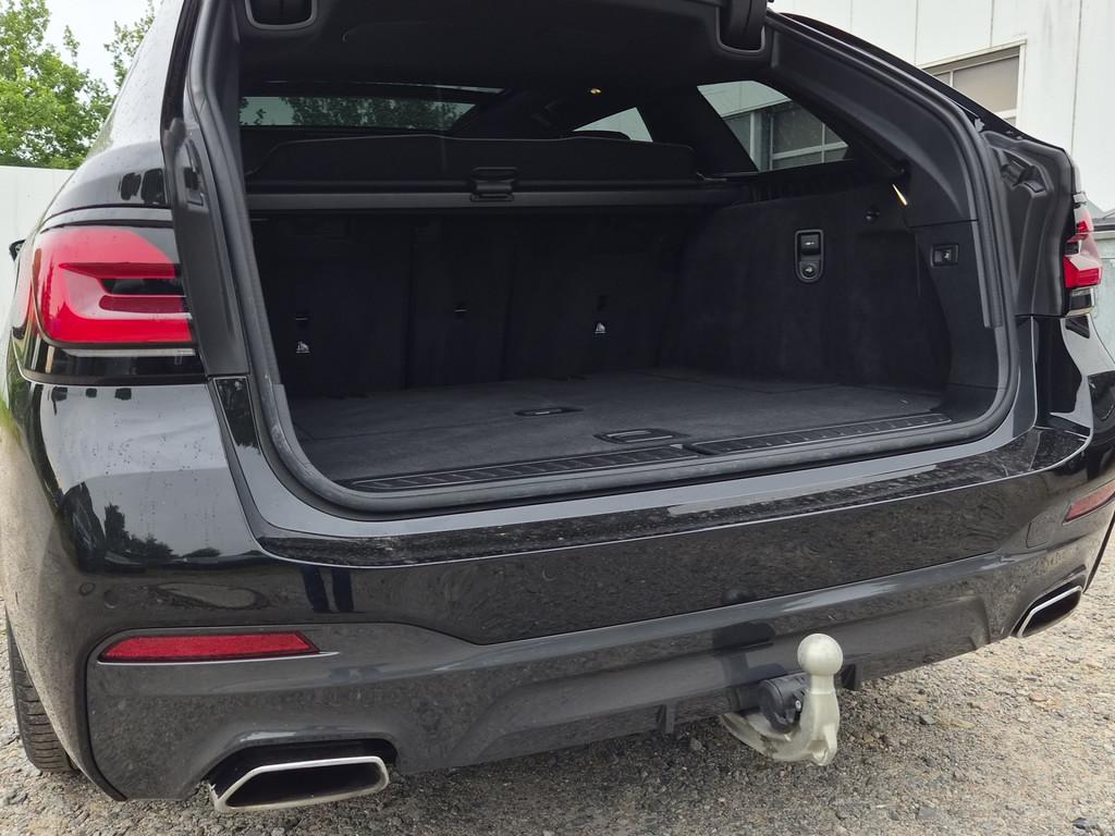 BMW 530d xDrive T. M-SPORT LASER NAVI PANO 18" AHK