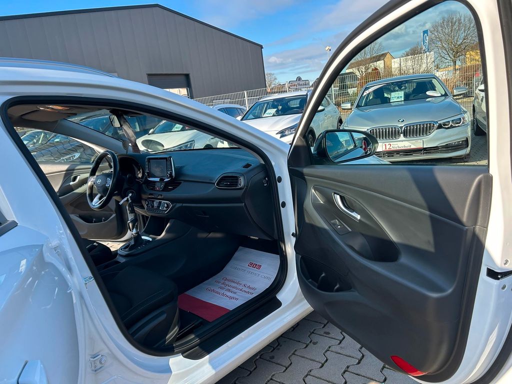 Car Image 23