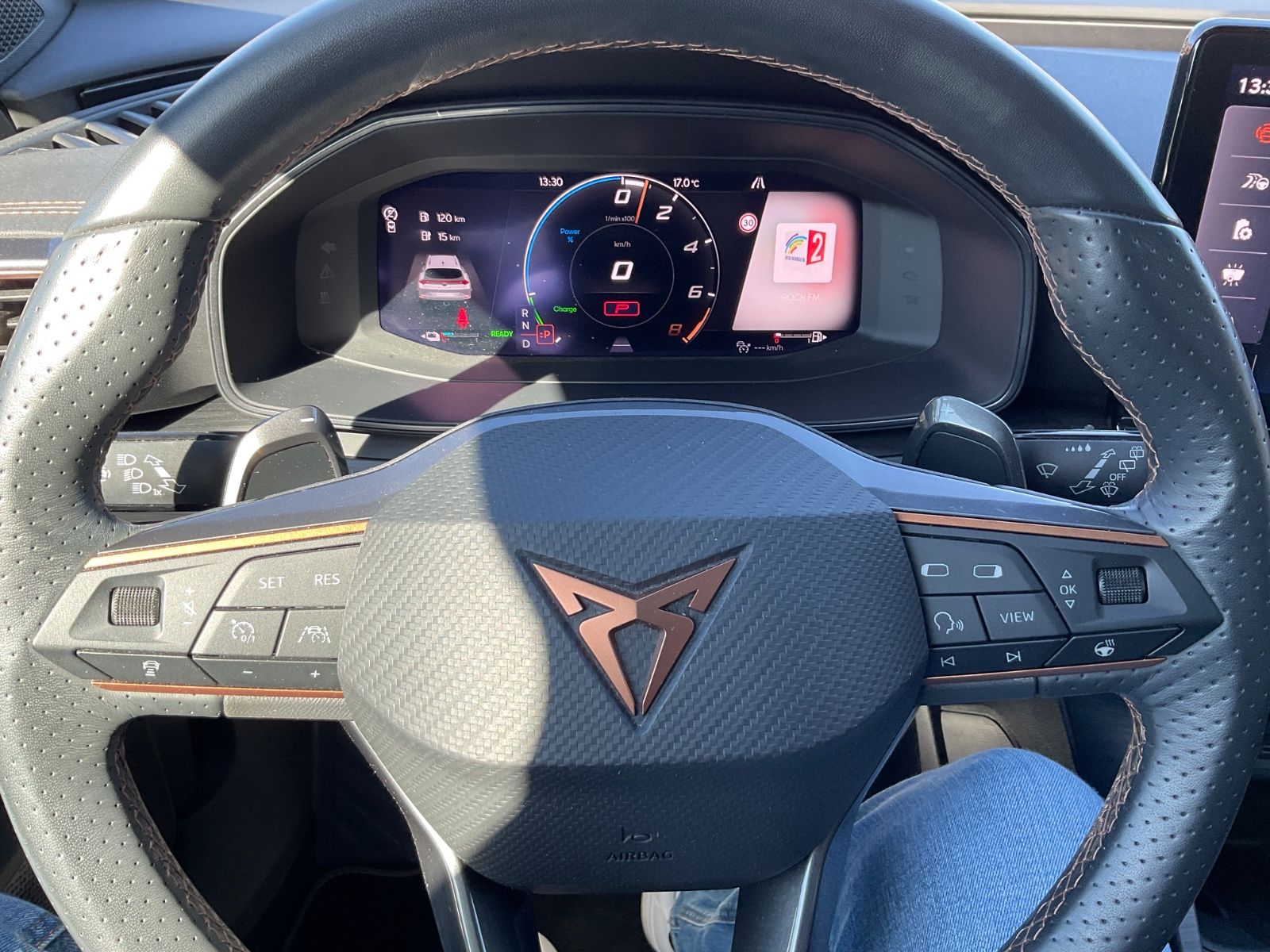 Fahrzeugabbildung CUPRA Formentor 1.4 eHYBRID,Panorama,Navi,Kamera,Matri