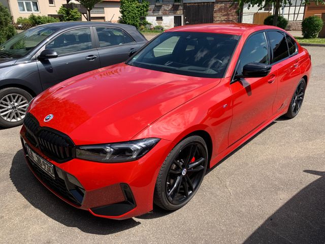 BMW  M Sport Pro | Melbourne Rot/Garantie bis 2028