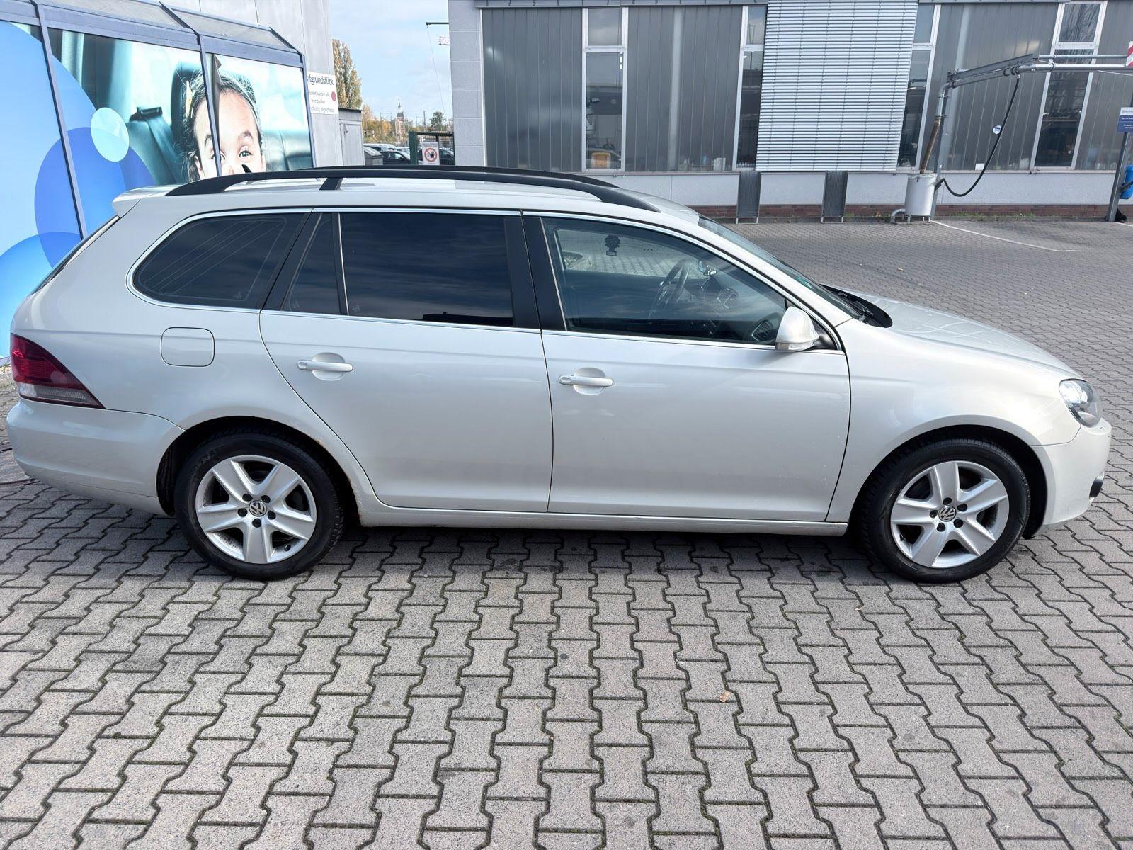 Volkswagen Golf 2010 — photo 5