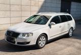 Volkswagen Passat Variant 2.0 TDI DSG Sportline 2J. Tüv