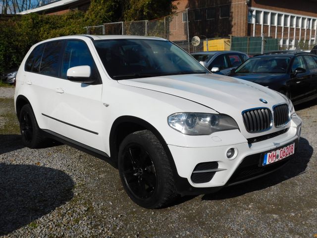 BMW X5 xDrive30d/Leder/Panorama/Navi/Xenon