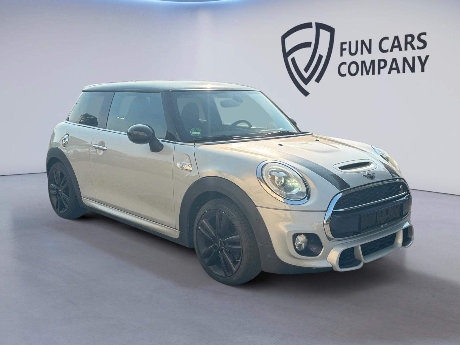 MINI Cooper S Aut. JCW HUD SHZ LED PDC H&K LEDER/ALC.