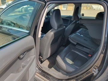 Volvo XC70 - 8