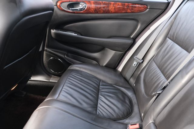Fahrzeugabbildung Jaguar XJ8 4.2 Liter/Letztes Facelift im Bestzustand
