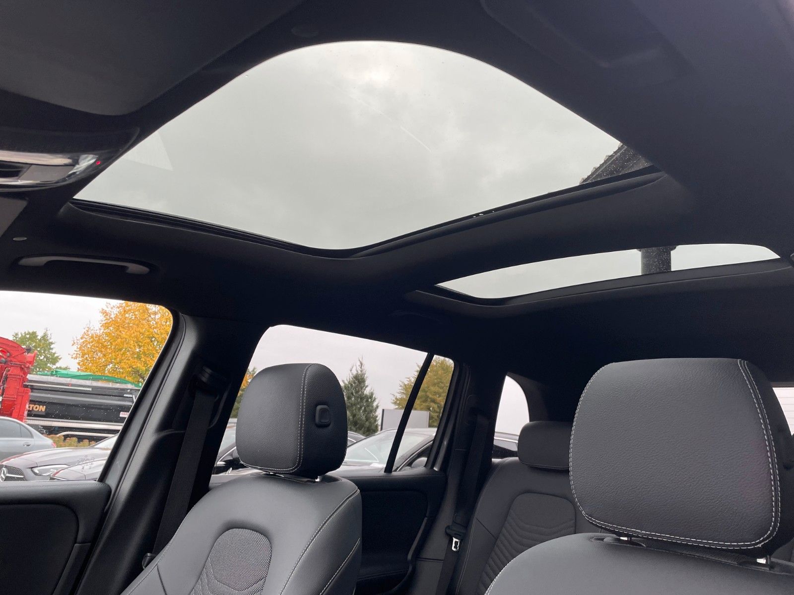 Fahrzeugabbildung Mercedes-Benz GLB 220 d 4MATIC Progressive AHK+Memory+Pano+360