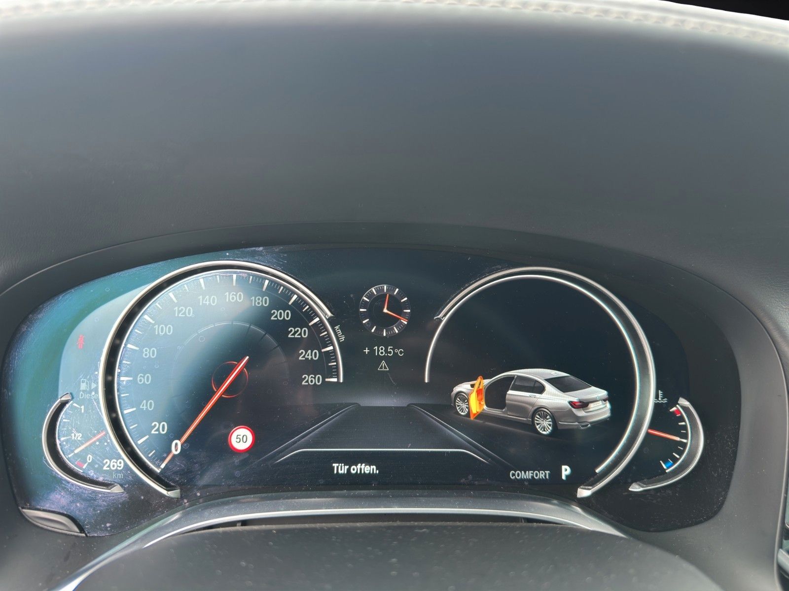 Fahrzeugabbildung BMW 730 d xDrive *M Sport*Schiebedach*H&K*Softclose*