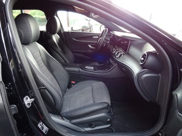 Mercedes E 220 - 12