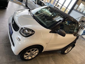 Smart ForTwo coupe 52kW *19%MwSt*MFL*NAVI*SHZ*