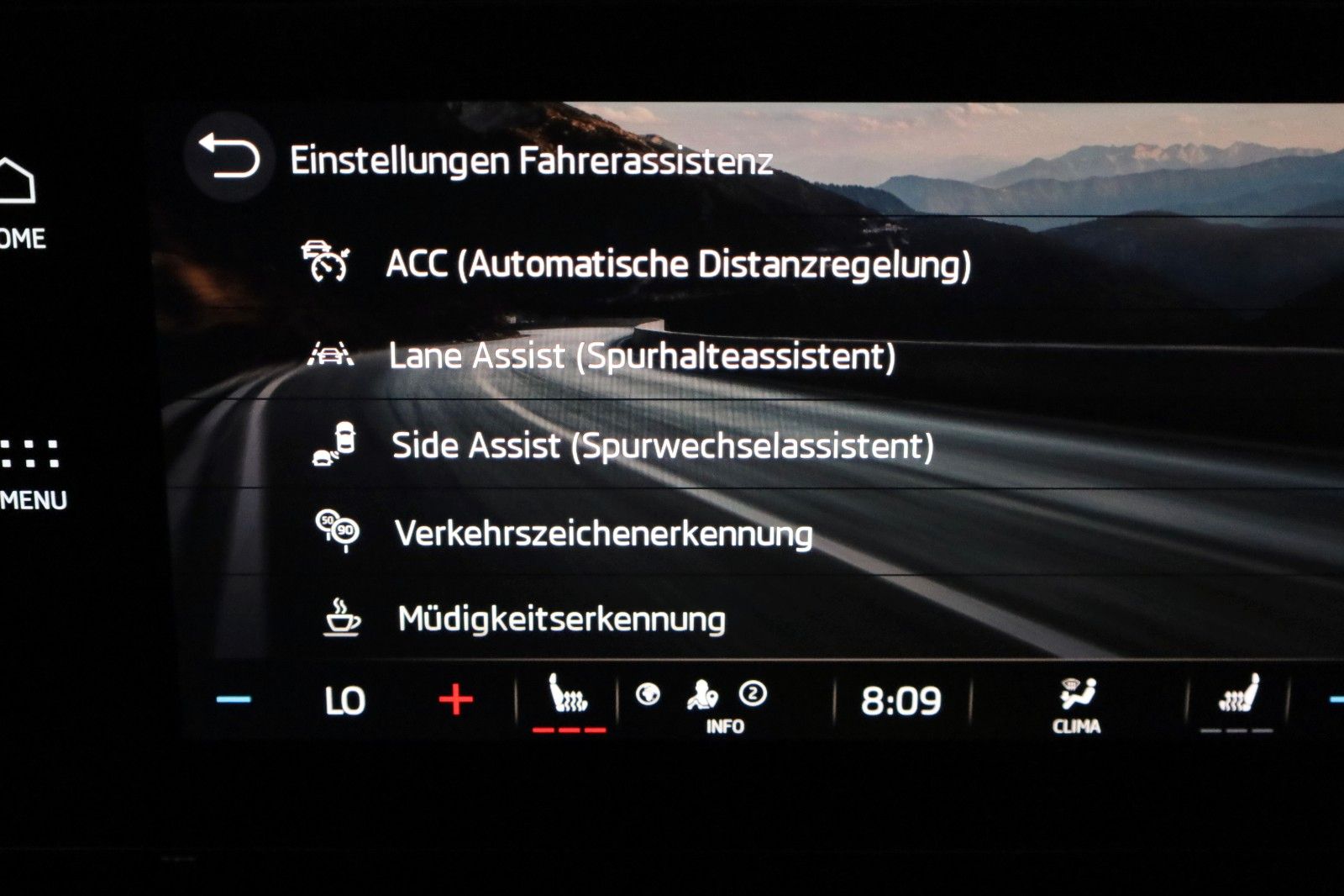 Fahrzeugabbildung SKODA Octavia Combi RS iV,Navi,Kamera,4xSH,HUD,Pano+WR