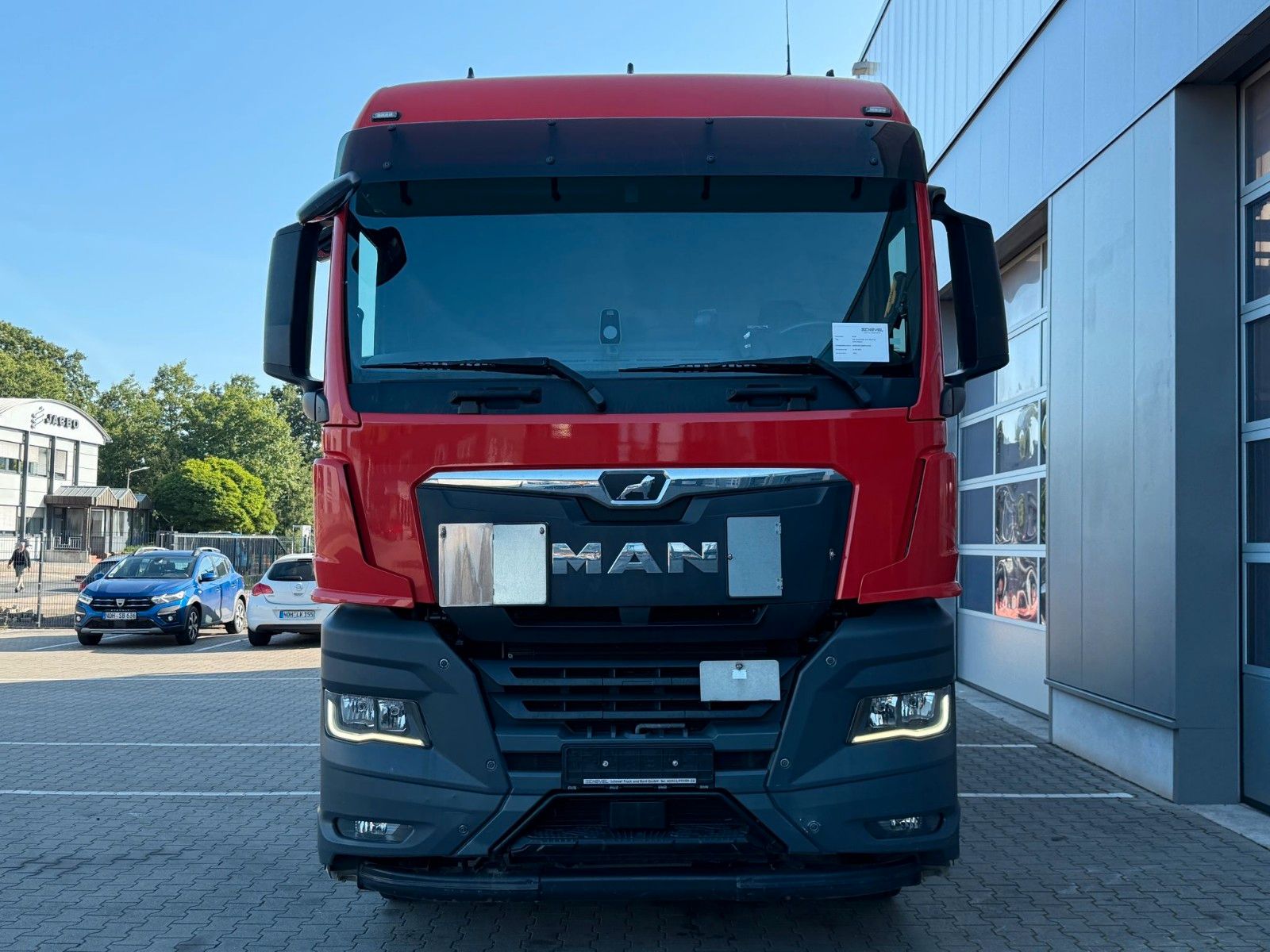 Fahrzeugabbildung MAN TGX 26.470 6x2-4 BL VDL P-18 Absetzkipper Funk.