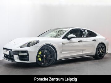 Porsche Panamera - 1