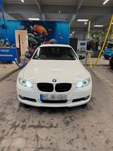 BMW Bmw E93 / E92  320D Cabrio Tüv Neu Cabrio ... - BMW 320: 320d E92