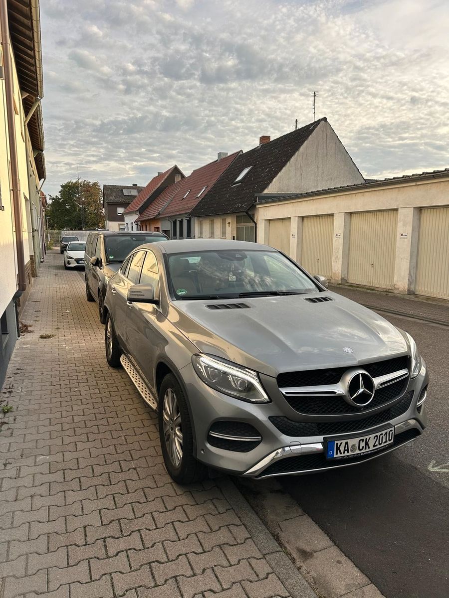 MERCEDES-BENZ GLE 350 d 4MATIC -