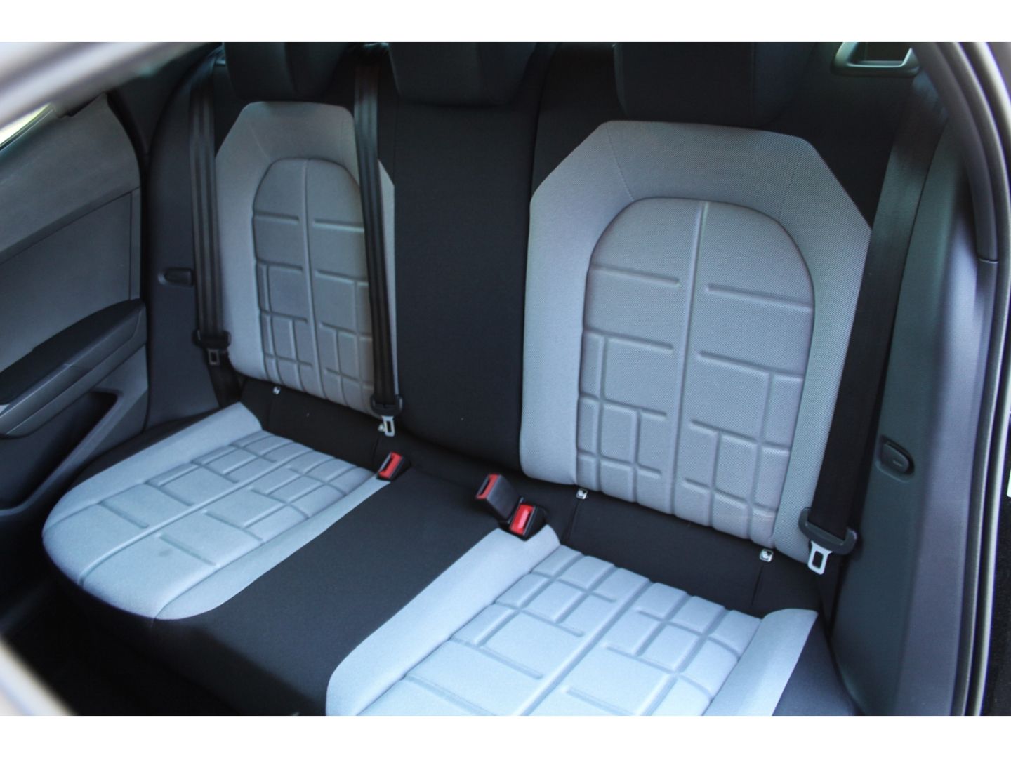 Seat Arona - Bild 29